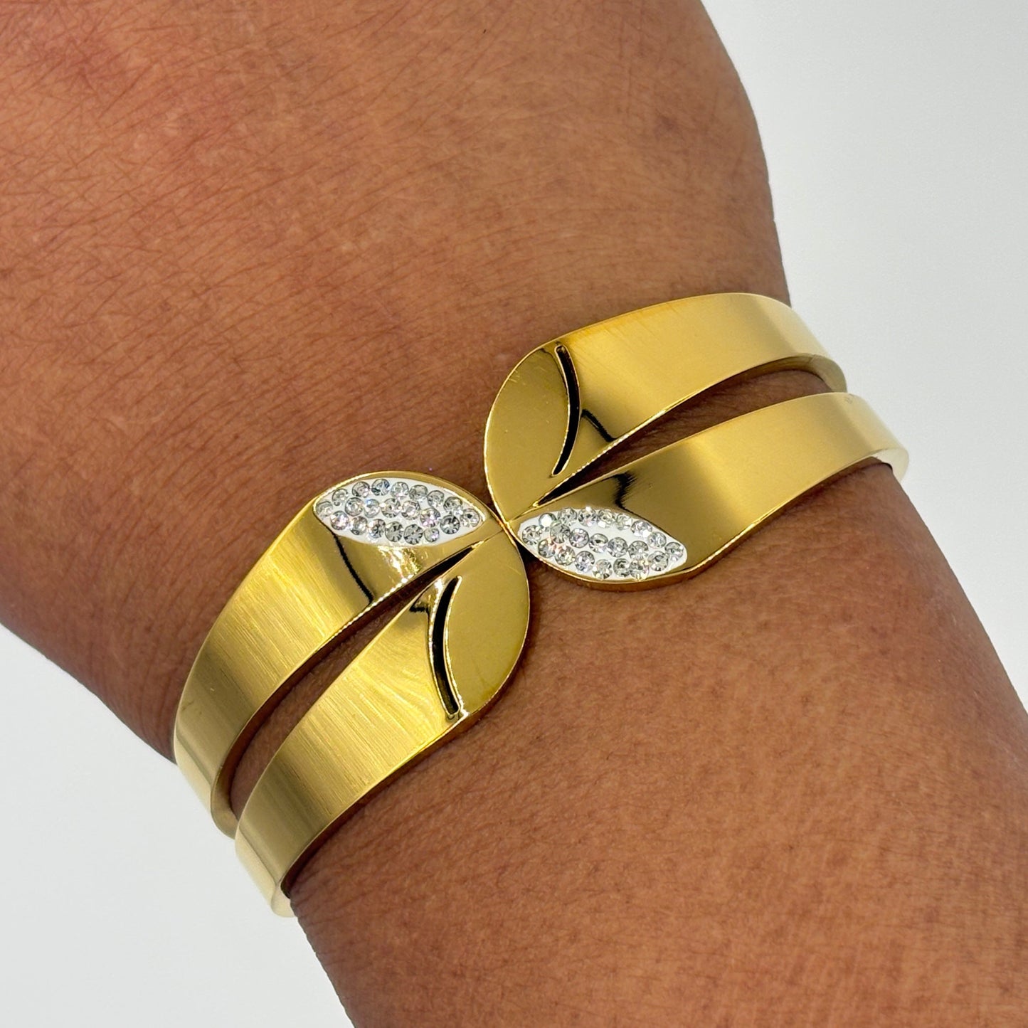 Meera Gold Flower Kara Bracelet