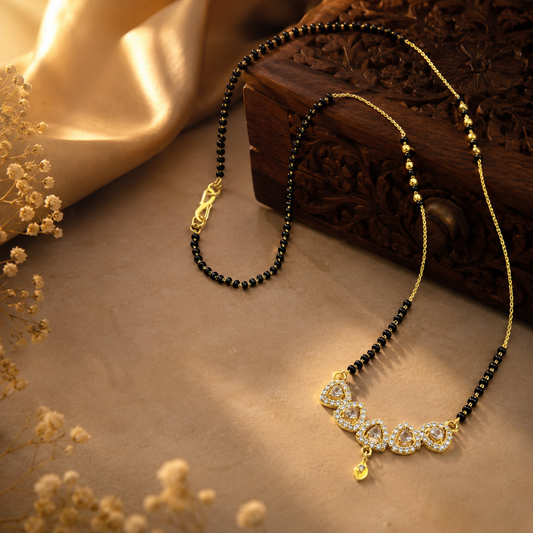 Anvika Diamond Mangalsutra