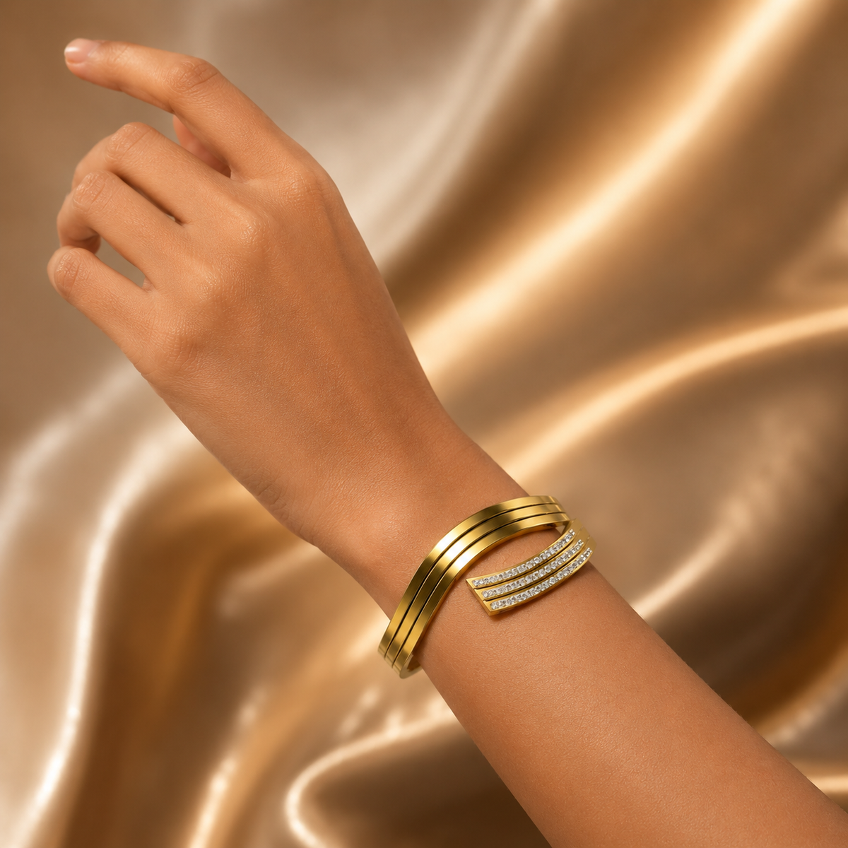 Curve Open Cuff Bracelet