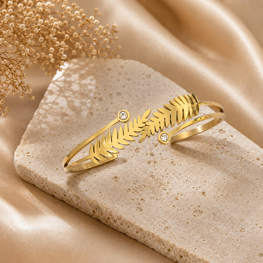 Leaf Stone Gold Bracelet