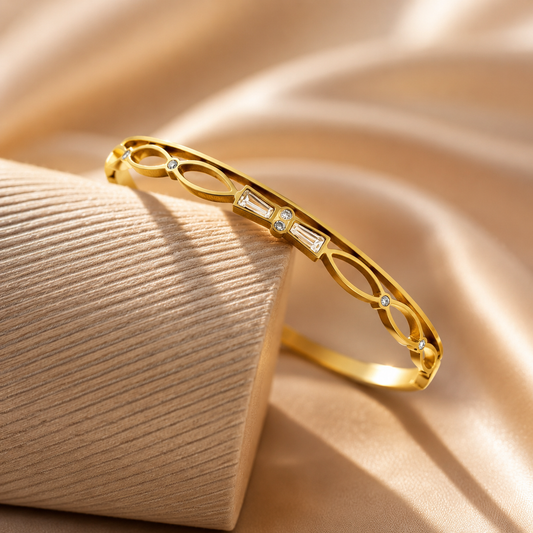 Lucky Gold Bracelet