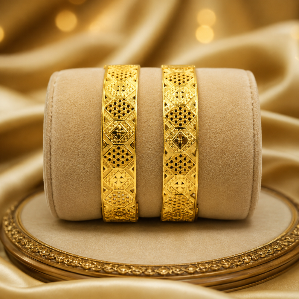 Maharani Gold Bangles  (Set of 2)