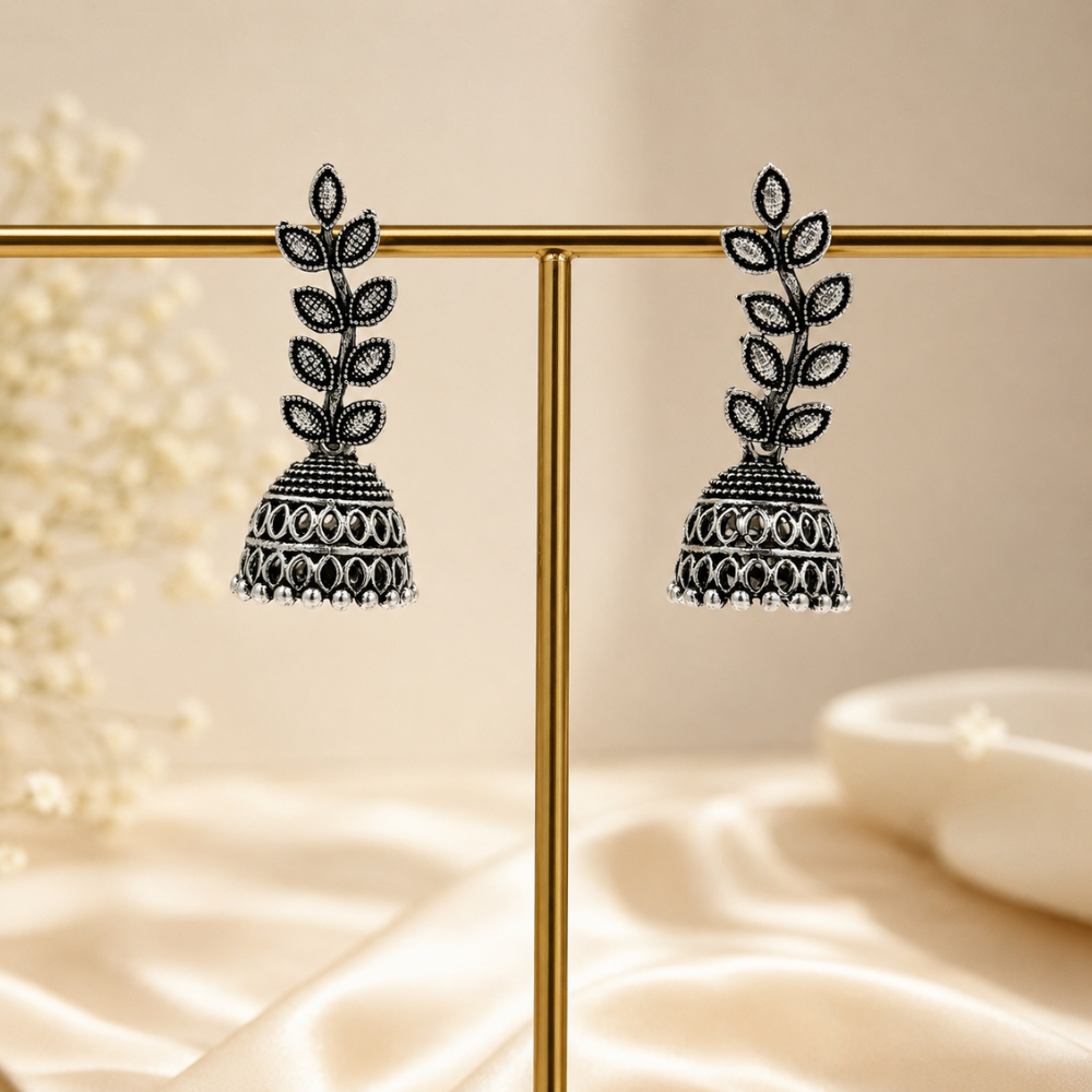 Rhythm Leaf Silver Earrings