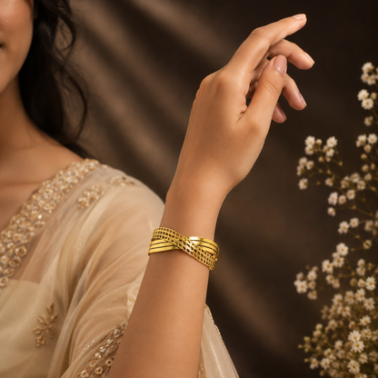 Zack Wave Gold Kara Bracelet